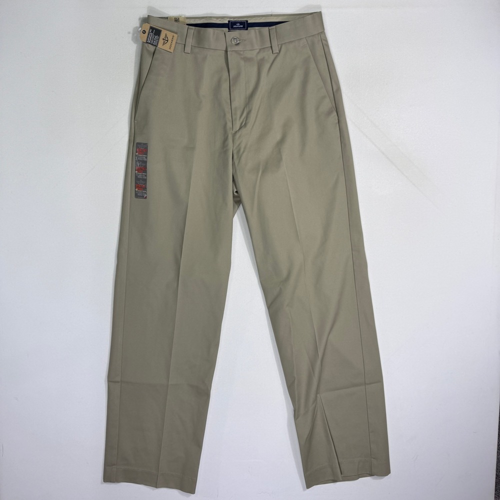 Dockers D3 Classic Fit Iron Free Khaki Pants Mens 30x32 Tan NWT Minimalist